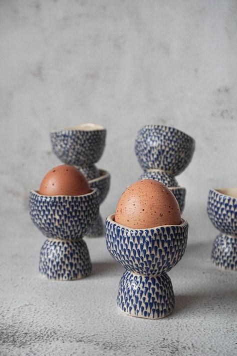 Set of 2 Pastel Egg Cup Handmade Ceramic Egg Holder Easter - Etsy Australia Egg Ceramic Holder, Egg Plates Ceramic, Pottery Creative Ideas, Small Ceramic Dish, Egg Holder Ceramic, Pottery Egg Holder, Clay Egg Holder, Unique Ceramic Ideas, Egg Pottery