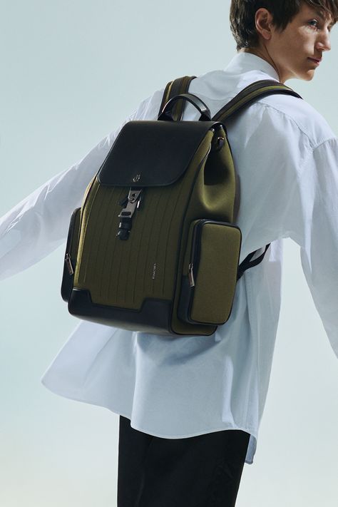 Crafted in Italy from full-grain leather and grooved canvas, the RIMOWA Never Still Backpack Large in Cactus is a contemporary classic. #RIMOWA #RIMOWAneverstill Photo Backpack, Mens Backpack Fashion, Elegant Backpacks, Leather Bag Design, Luxury Leather Bag, My Style Bags, Flap Backpack, Sports Bags Gym, Statement Bag