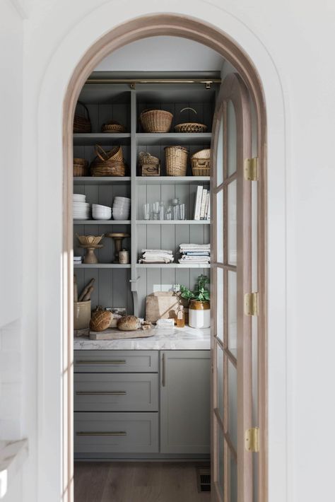 Pantry Design Ideas, Walk In Pantry Ideas, Beautiful Pantry, Pantry Layout, Dream Pantry, Pantry Inspiration, Custom Pantry, Butler’s Pantry, Pantry Shelving