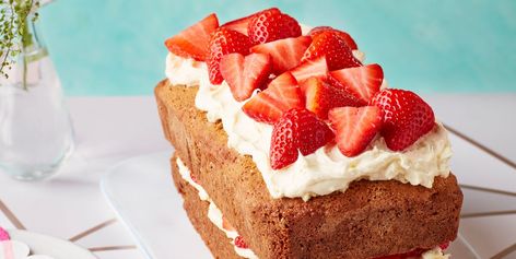 Strawberry and clotted cream loaf cake Cream Cake Recipe, Clotted Cream, Loaf Cake, Bean Paste, Strawberry Recipes, Cream And Sugar, Cream Cake, Lemon Zest, Skewers