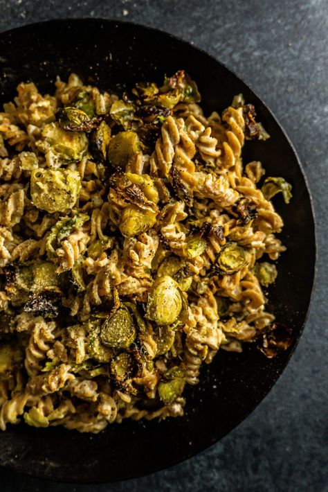 Lemon Brussel Sprout Pasta, Brussel Sprout Pasta Recipes, Brussels Sprout Pasta, Pasta Brussel Sprouts, Brussel Sprouts Pasta, Turkey Brussel Sprouts, Brussels Sprouts Pasta, Brussel Sprout Pasta, Pasta With Lemon Sauce