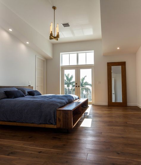 Walnut Floor Bedroom, Walnut Flooring Bedroom, Dark Brown Floor Bedroom, Bedroom Dark Wood Floor, Dark Floor Bedroom, Dark Wood Floor Bedroom, Dark Wood Floors Living Room, Floor Bedroom Ideas, Bedroom Wood Floor