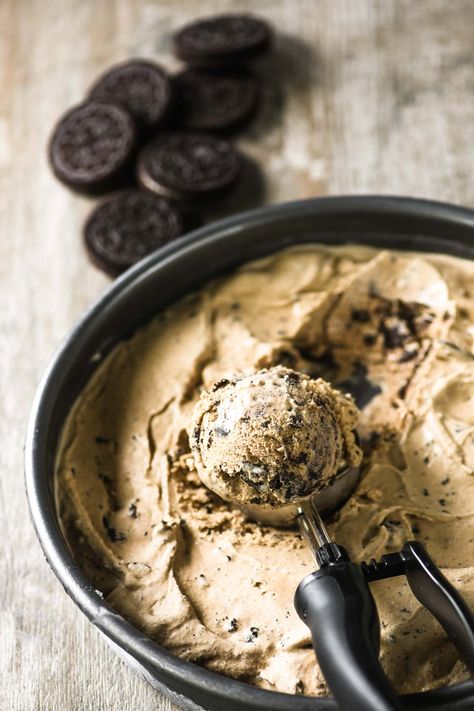 Coffee cookies and cream ice cream takes two favorite flavors and combines them into summer's best dessert ever. We'll take a double scoop! Cookies And Coffee, Best Dessert Ever, Cookies And Cream Ice Cream, Easy Custard, Cookie Ice Cream, Pudding Ice Cream, Making Homemade Ice Cream, Ice Cream Mixture, Cheesecake Ice Cream