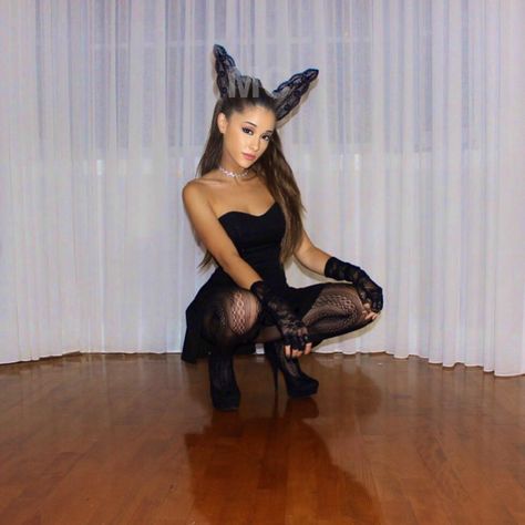 Ariana Grande Cat, Cat Halloween Costume, Fishnet Tights, Dangerous Woman, High Five, Halloween Cat, Halloween Outfits, Ariana Grande, Halloween Costume