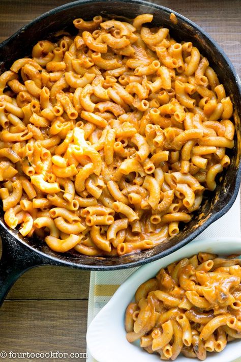 Mexican Macaroni, Fried Macaroni, Cheesy Macaroni, Tomato Cheese, Macaroni Recipes, Mexican Spices, Mexican Foods, Canned Tomato Sauce, Meatless Meals