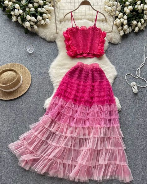 High-grade Ladies Suit Women's Three-dimensional Flower Mesh Camisole Fairy Mesh Half-length Dress Two-piece Now available at wholesale price 💕 Follow us for your dreaming outfits 😍 https://wholemart99.com/s/25t+CRSLs7Q #WomenWear #whitewall #wholesale #wholesale Charector Ideas, Two Piece Sets Summer, Mesh Vest, Ladies Suit, Modest Clothes, Long Skirt Fashion, Old Fashion Dresses, Dresses Classy, Women Dresses Classy