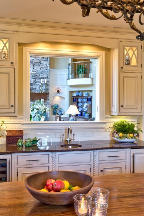 Kitchen Pass Through Ideas, Kitchen Pass Through Window, Pass Through Kitchen, Kitchen Island Layout, Kitchen Pass Through, Kitchen Pass, Pass Through Window, Kitchen Sink Window, Closed Kitchen