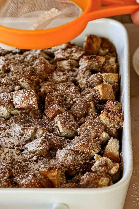 Make vegan French toast in a casserole with all the sweet, cinnamony goodness of traditional French toast! Perfect for lazy Sundays, special brunches, make-ahead breakfasts, or when you want to treat yourself. Coffee French Toast, Vegan French Toast Bake, Vegan French Toast Casserole, Dairy And Egg Free Recipes, Vegan French Toast, Vegan French, Toast Casserole, Egg Free Recipes, French Toast Bake