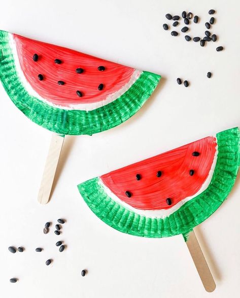 Watermelon Paper Plate Crafts for Kids - Kids Art & Craft Watermelon Craft, Plate Crafts For Kids, Watermelon Crafts, Paper Plate Craft, Fruit Crafts, Paper Plate Crafts For Kids, Watermelon Art, Kid Friendly Crafts, Purse Crafts