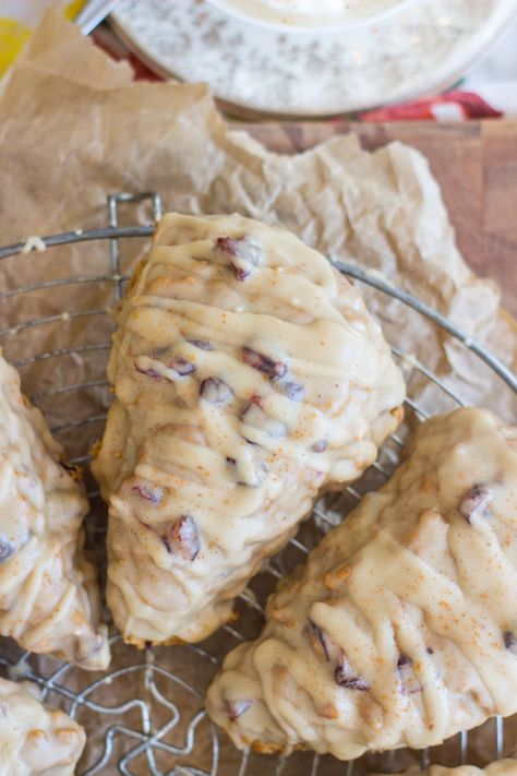 Gingerbread Scones, Zucchini Cookies, Baking Scones, Cranberry Scones, Homemade Scones, Brown Sugar Glaze, Sugar Glaze, Holiday Brunch, Scone Recipe