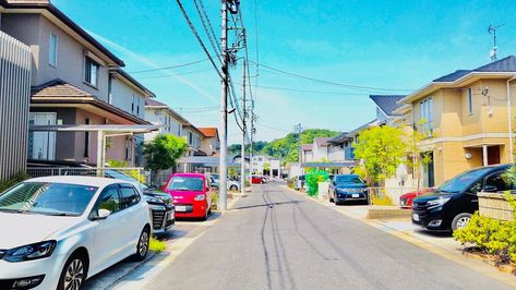 Today’s Japan walking tour video is in a wealthy / modern residential neighborhood in Nagakute, Eastern Nagoya. This is a more recently developed city area … The post 【4K】Modern Japanese Houses / Neighborhood Walking Tour in Japan (Nagoya) appeared first on Alo Japan. Wealthy Neighborhood, Developed City, Houses Neighborhood, Modern Japanese House, Japanese Houses, Residential Neighborhood, Japan Photography, Modern Japanese, Girl House