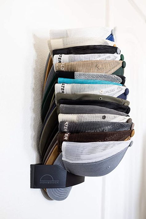 Ball Cap Holder Ideas, Mens Hat Organization, Trucker Hat Storage Ideas, Hat Storage Closet, Hat Storage Wall, Hat And Belt Organization, Mitten And Hat Storage Ideas, Hat Closet Organization, Hat Organizer Closet