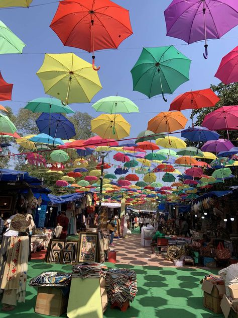 Delhi Haat Aesthetic, Dilli Haat Aesthetic, Purani Delhi, Delhi Haat, Delhi Market, India Aesthetic, Market Aesthetic, Travel In India, Delhi City