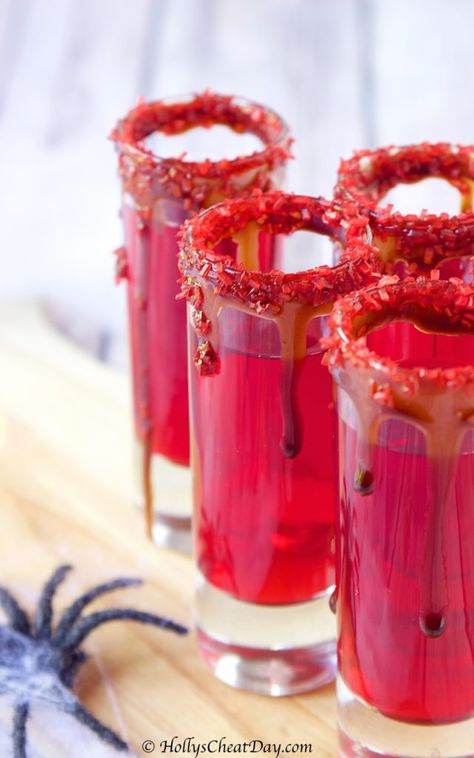 Red Colored Shots Alcohol, Red Shots Alcohol Halloween, Red Shots Recipes, Red Shots Alcohol, Twilight Cocktails, Slasher Party, Acotar Party, Halloween Shot Ideas, Slasher Halloween