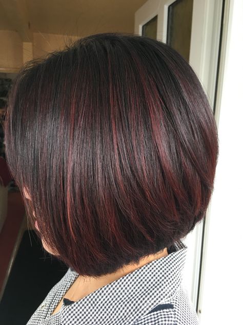 Dark Red Hair, Short Hair Color, Penteado Cabelo Curto, Hair Color And Cut, Red Hair Color, Hair Color Dark, Hair Today, Great Hair, Medium Hair