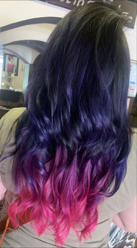 Dark Blue And Pink Hair, Dark Purple Hair Ombre, Groovy Hairstyles, Hair Color Dark Blue, Dyed Ends Of Hair, Blue And Pink Hair, Dyed Hair Ombre, Pink Purple Hair, Face Hairstyles