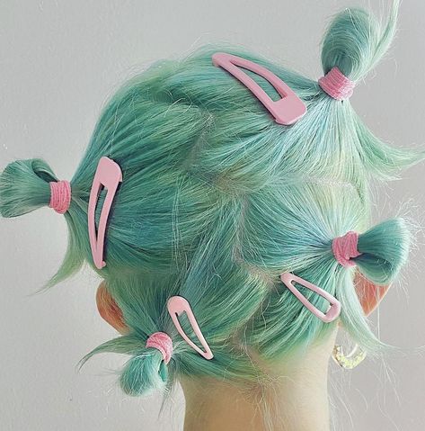 Green Hair, Hair Inspo, Her Hair, A Woman, Hairstyles, Green, Hair, Pink, Instagram