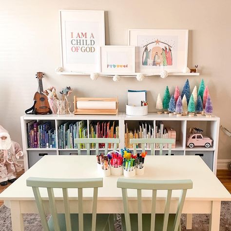 Colorful Homeschool Room, Preschool Homeschool Room, Kids Crafts Organization, Homeschool Room Design, Diy Kids Playground, Homework Room, Kids Loft, Kids Craft Room, Homeschool Decor