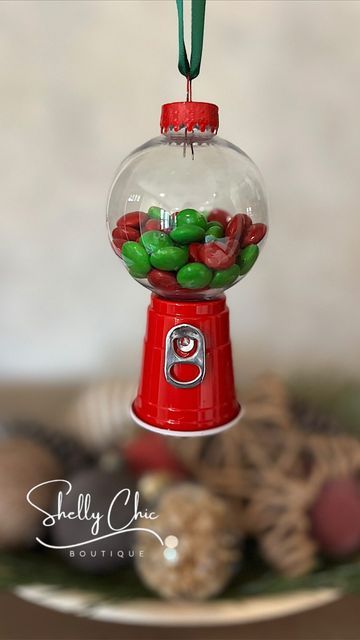 Mini Gumball Machine Diy, Diy Tree Ornaments For Kids, Ornament Decorating Ideas For Kids, Mini Mouthwash, Dollar Tree Crafts Diy Christmas Decor, Fudgsicle Recipe, Diy Gumball Machine, Bubble Gum Machine, Christmas Candy Gifts