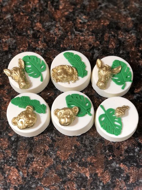 Safari Chocolate Covered Oreos, Safari Chocolate Covered Strawberries, Safari Baby Girl, Jungle Cakes, Dipped Treats, Chocolate Covered Desserts, Safari Baby Shower Boy, Safari Cookies, Chocolate Ideas