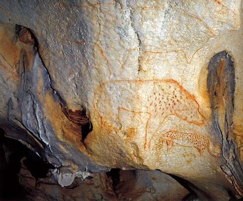 Hyena and leopard Chauvet Cave, Paleolithic Art, Cave Drawings, Ancient Drawings, Cave Bear, Oldest Human, Ancient Animals, Cave Paintings, Horse Drawings