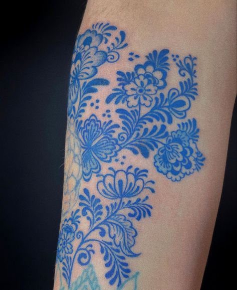 Porcelain Pattern Tattoo, Fine China Tattoo Design, Porcelain Design Pattern, Porcelain Tattoo Blue, Chinoiserie Tattoo, Fine China Tattoo, Blue Porcelain Tattoo, Shhh Tattoo, Porcelain Tattoo