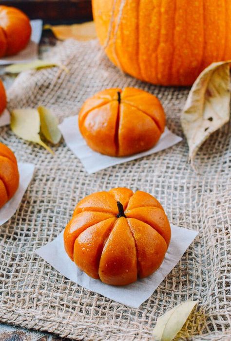 This homemade pumpkin mochi is filled with a sweet, buttery pumpkin filling. You can either steam them or pan-fry them for a perfect, off-beat fall dessert. Pumpkin Mochi, Pumpkin Filling, Wok Of Life, Mochi Recipe, Halloween Food Treats, Pan Fry, Steam Recipes, Fall Dessert, Asian Desserts