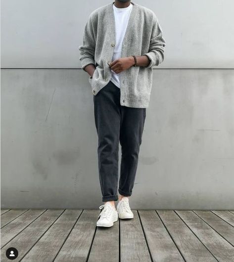 Gray Sweater Outfit Men, Men’s Winter Outfit, Cardigan Men Outfit, Guys Fashion, Man Outfit, Street Clothes, Outfit Uomo, Street Style Outfits Men, Guys Clothing Styles