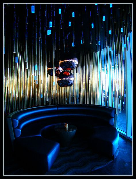 Vip Booth Nightclub, Club Booth, Dj Booth Nightclub, Luxury Night Club Vip, Night Club Vip Area, Fancy Night Club Interior, Luxury Bar Design, Blue Nightclub Aesthetic, Karaoke Room