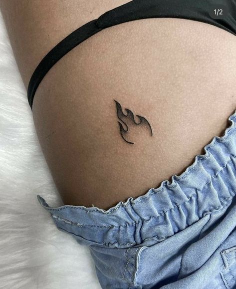 Fogo Tattoo, Flash Tattoo Feminina, Fuego Tattoo, Unique Infinity Tattoo, Infinity Couple Tattoos, Flame Tattoos, Matching Couple Tattoos, Infinity Tattoos, Pretty Tattoos For Women