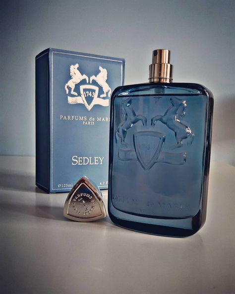 Instafraghead on Instagram: “Sedley by Parfums De Marly . Got my eyes on this one since its launch in the US last year, unfortunately we had to wait a bit longer but…” Parfums De Marly Sedley, Best Perfume For Men, Expensive Perfume, Investing Strategy, Parfums De Marly, Summer Fragrance, Outfits For Guys, Future Apartment Decor, Perfume For Men