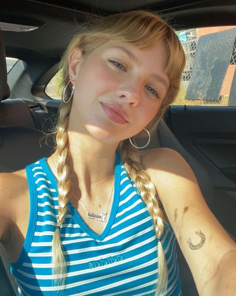 Beanie Boylston, Two Braids, Stripe Top, Insta Story, Sports Bra, Braids, Turquoise, Bra, Hair Styles