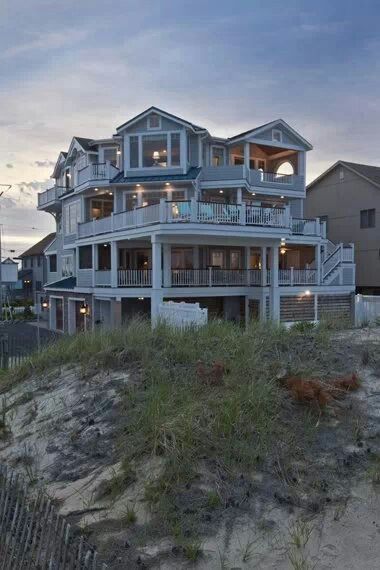 Home On The Beach, House Big, Dream Beach Houses, Inspire Me Home Decor, Beach House Interior, Dream Beach, Beach Living, House Goals, Style At Home