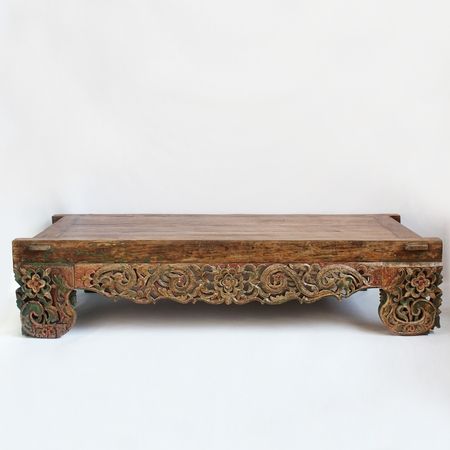 Vintage hand carved teak Balinese bench.  Great used as a unique coffee table indoors or out.  Beautiful workmanship and original painted patina with outdoor varnish. Indonesian Daybed, Garage Kasten, Indonesian Interior, Boho Rooms, Bali Interior, Dream Building, Tropical Furniture, Ethnic Furniture, Bali Furniture