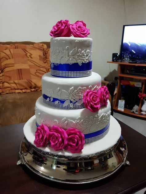 Hot Pink And Royal Blue Wedding, Pink And Royal Blue Wedding, Blue And Fuschia Wedding, Fuschia Wedding Decorations, Wedding Cake Navy Blue, Royal Wedding Colors, Wedding Cakes Pink, Navy Wedding Decorations, Blue Wedding Cakes