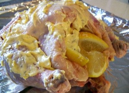 The Pioneer Woman Roast Chicken is the best dinner recipe! Pioneer Woman Roast, Pioneer Woman Thanksgiving, Pioneer Recipes, Ree Drummond Recipes, Whole Chicken Recipes, Best Dinner, Favorite Recipes Dinner, Pioneer Woman Recipes, Recipes Casserole