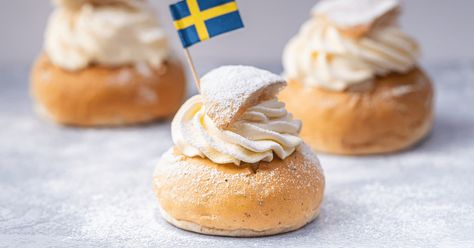 15 Traditional Swedish Desserts - Insanely Good Swedish Christmas Desserts, Swedish Food Recipes, Semla Recipe, Swedish Desserts, Swedish Treats, Swedish Food, Specialty Food Store, Classic Apple Pie, Dessert Candles