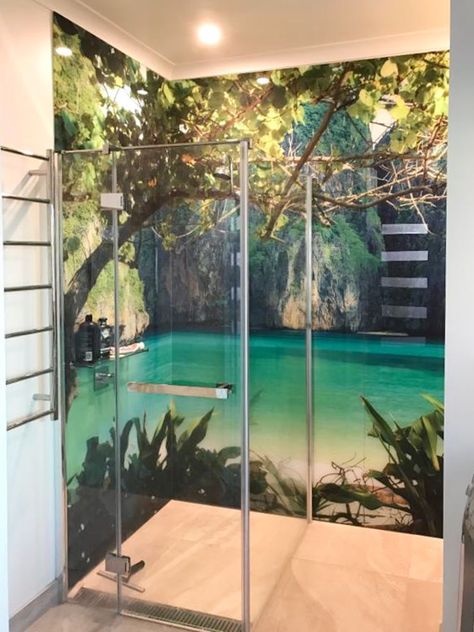 Bad Klein, Acrylic Splashbacks, Acrylic Shower Walls, Bathroom Splashback, Tub To Shower Remodel, Shower Remodel Diy, Small Shower Remodel, Fiberglass Shower, Bathroom Wall Panels