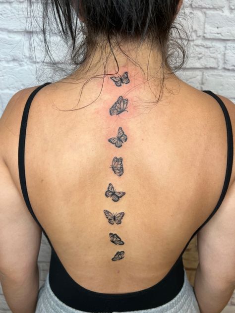 Butterfly 
Butterfly tattoo 
🦋 
Spine tattoo 
Back tattoo Butterfly Down Spine Tattoo, Fine Line Butterfly Spine Tattoo, Feminin Spine Tattoo, Butterfly On Spine Tattoo, Butterflies Down Spine Tattoo, Butterfly Torso Tattoos For Women, Rose And Butterfly Spine Tattoo, Red Butterfly Spine Tattoo, Large Spine Tattoo