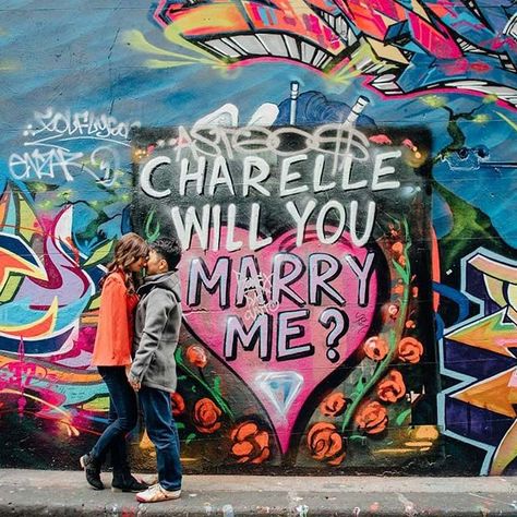 Graffiti Wedding, Unique Proposal Ideas, Creative Graffiti, Unique Proposals, Diy Wedding Inspiration, Romantic Holiday, Graffiti Alphabet, Wedding Inspiration Fall, Rings Engagement