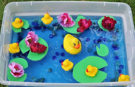 Lexie Loo, Lily, Liam & Dylan Too: Rubber Ducks Sensory Bins & Sensory Play {A Year Of Color - Yellow} Pond Sensory, Farmer Duck, Water Study, Preschool English, Winter Sensory Bin, Duck Nursery, Duck Crafts, Sensory Tubs, Lesson Activities