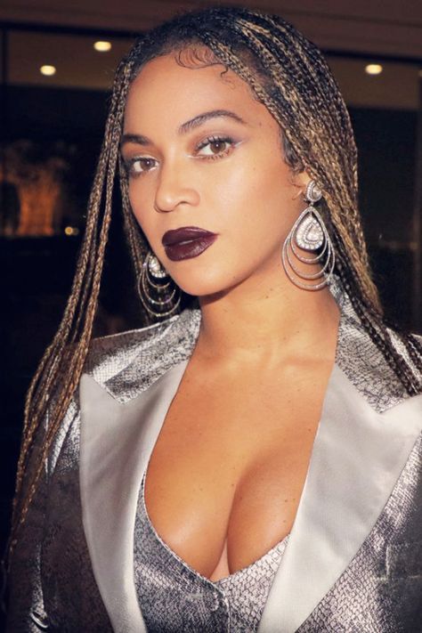 BΔK Beyonce Lemonade Braids, Beyonce Braids, Beyonce Hair, Lemonade Braids Hairstyles, Hair Evolution, Beyonce Outfits, Beyonce Style, Dark Lipstick, Protective Hairstyles Braids