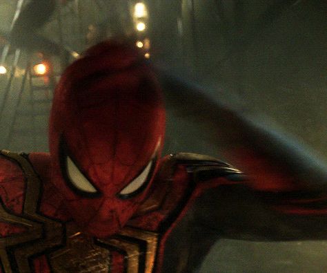 Spider-Man: No Way Home Spiderman Gif, Mcu Spiderman, Marvel Gif, All Spiderman, Creepy Images, Spiderman 3, Spider Man No Way Home, Marvel Comics Superheroes, Spiderman Pictures