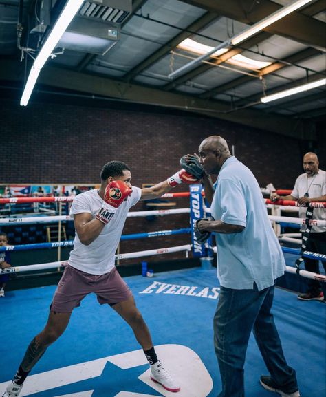 Tank Davis, Devin Haney, Boxer Training, Boxer Aesthetic, Boxing Training Workout, Boxing Clothes, Hard Photo, Boxing Images, Best Physique