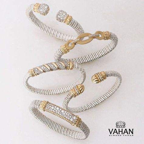 Man Jewellery, High Jewelry Bracelet, Vahan Jewelry, Gold Jewelry Prom, Mens Jewellery, Diamond Bracelet Design, High Jewelry Ring, Jewelry Photography Styling, Gold Jewellry