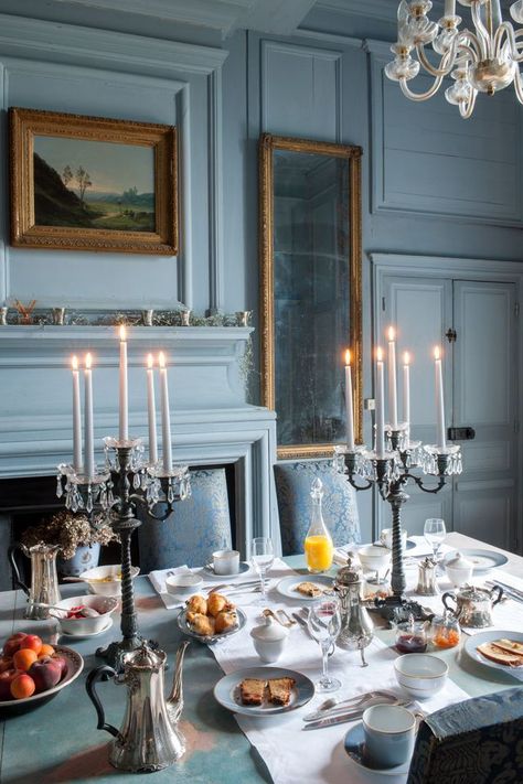 staying at the château la ballue - MY FRENCH COUNTRY HOME Cozy French Country Living Room, Architect Instagram, Country Dining Room Table, French Country Dining Room Decor, بيوت ملكية, Diy French Country Decor, French Country Rug, French Country Dining Room, My French Country Home