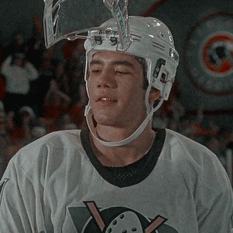 𝗱𝗲𝗮𝗻 𝗽𝗼𝗿𝘁𝗺𝗮𝗻 𝗶𝗰𝗼𝗻. Dean Portman Mighty Ducks, Mush Meyers, Aaron Lohr, Dean Portman, Mighty Ducks Quotes, Fulton Reed, D2 The Mighty Ducks, The Mighty Ducks, 60s Men