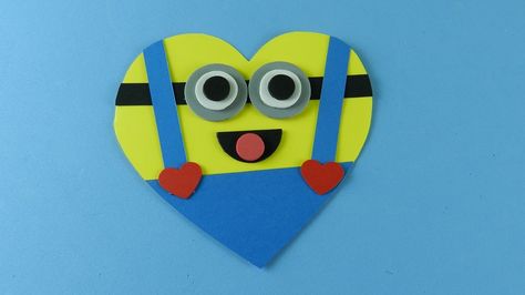 Corazón de #minions para #sanvalentin - #diy #manualidades #ideas #amor Stitching Ideas, Minion, Valentines Day, Enamel Pins, Stitching, Valentines, Valentine's Day, Cross Stitching, Minions