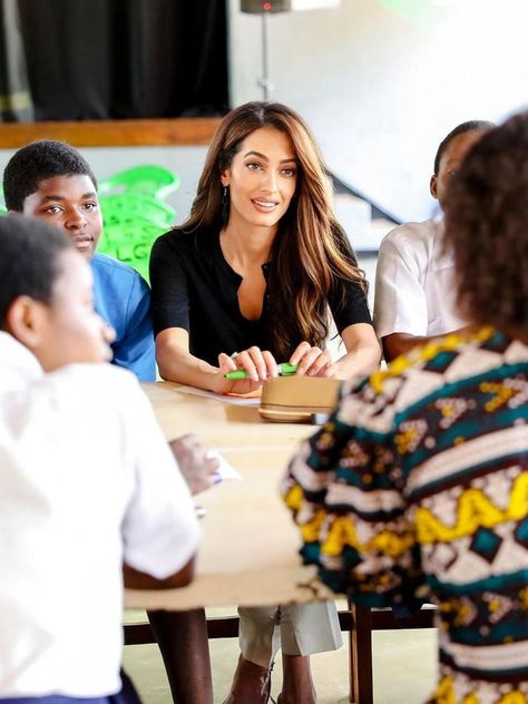 Amal Clooney Aesthetic, Amal Clooney Work, International Lawyer, Kate Core, Amal Clooney Style, Amal Alamuddin, Human Rights Lawyer, Women Ceo, My Future Job