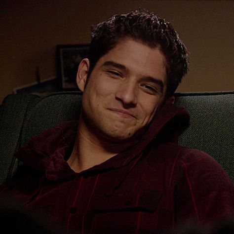 Scott Mccall Alpha, Chris Argent, Malia Hale, Teen Wolf Scott, Wolf Character, Allison Argent, Teen Wolf Cast, Tyler Posey